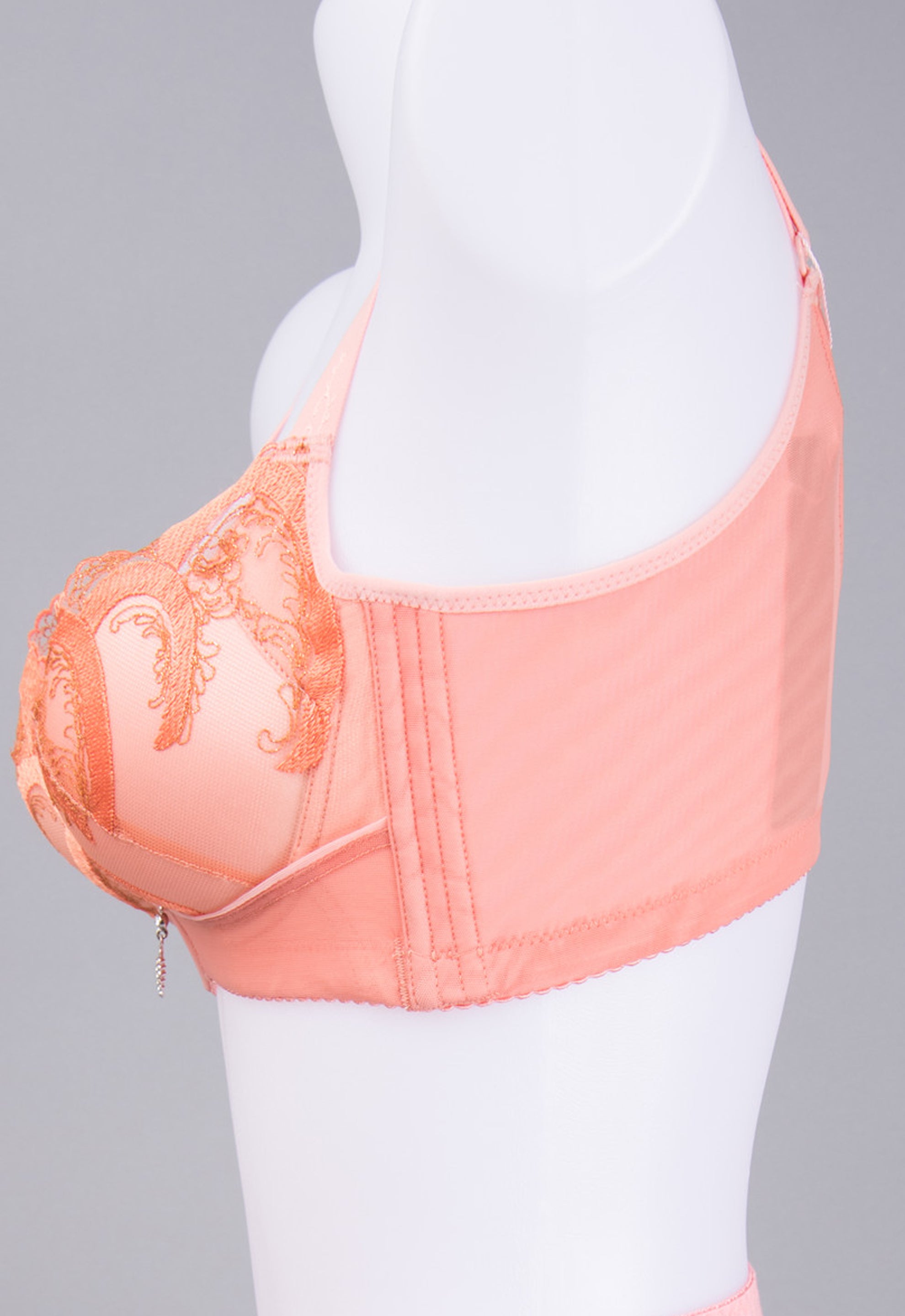 Wireless Floral Lace Contour Bra - No-Bulge Back | Bradoria