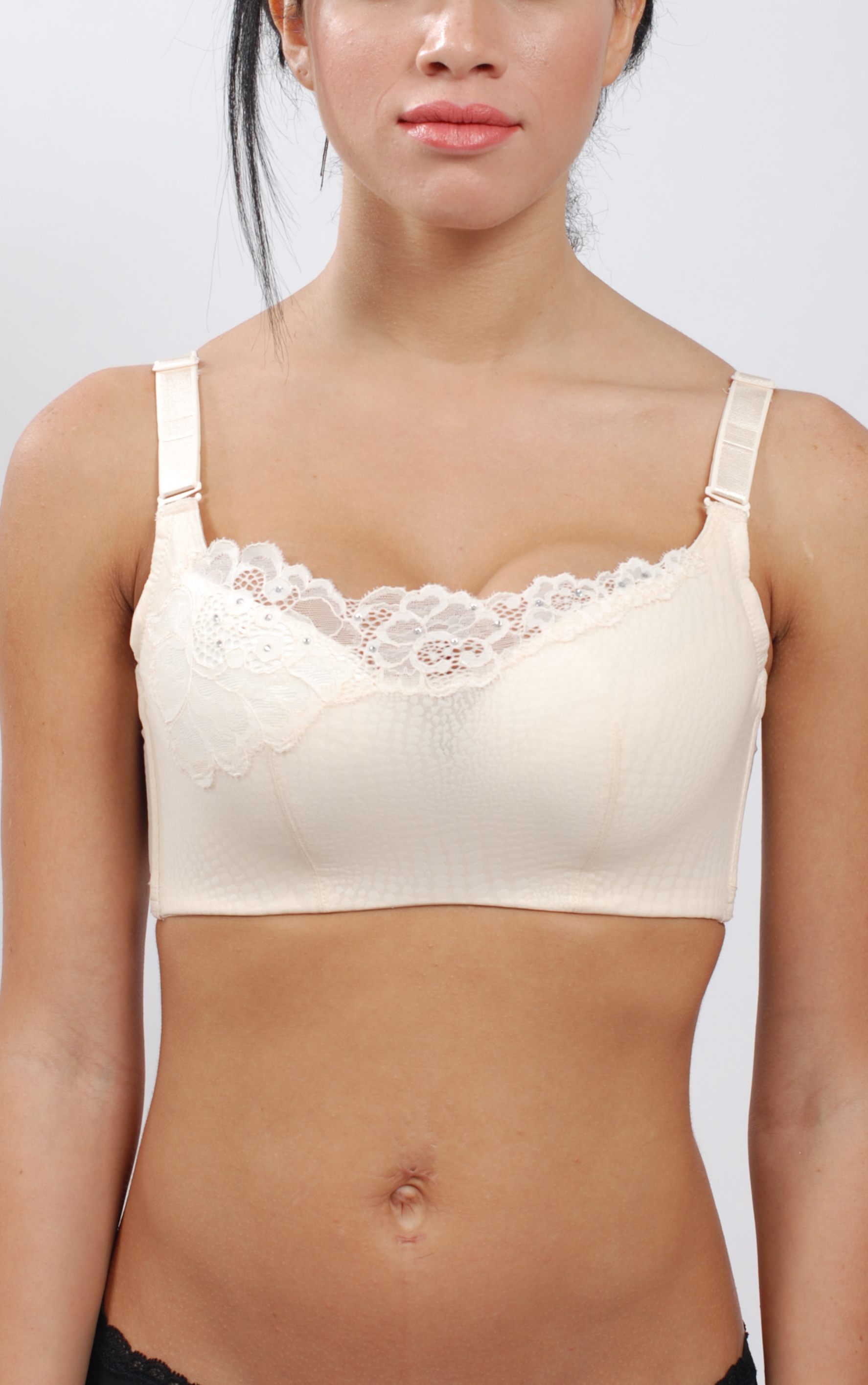 Side view of black tank-style wireless contour bra highlighting pure cotton fabric