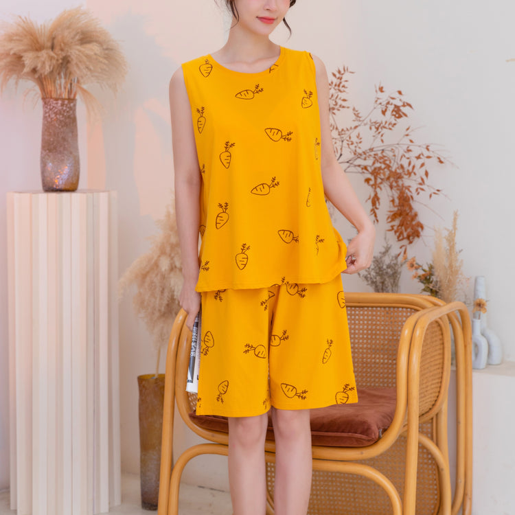 Cute Sleeveless Carrot Print Pajama Shorts #72321