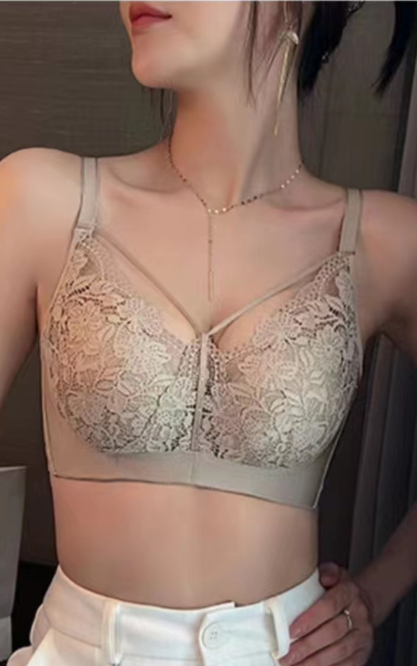 Side view of beige full-coverage contour bra showing back-smoothing sidebands