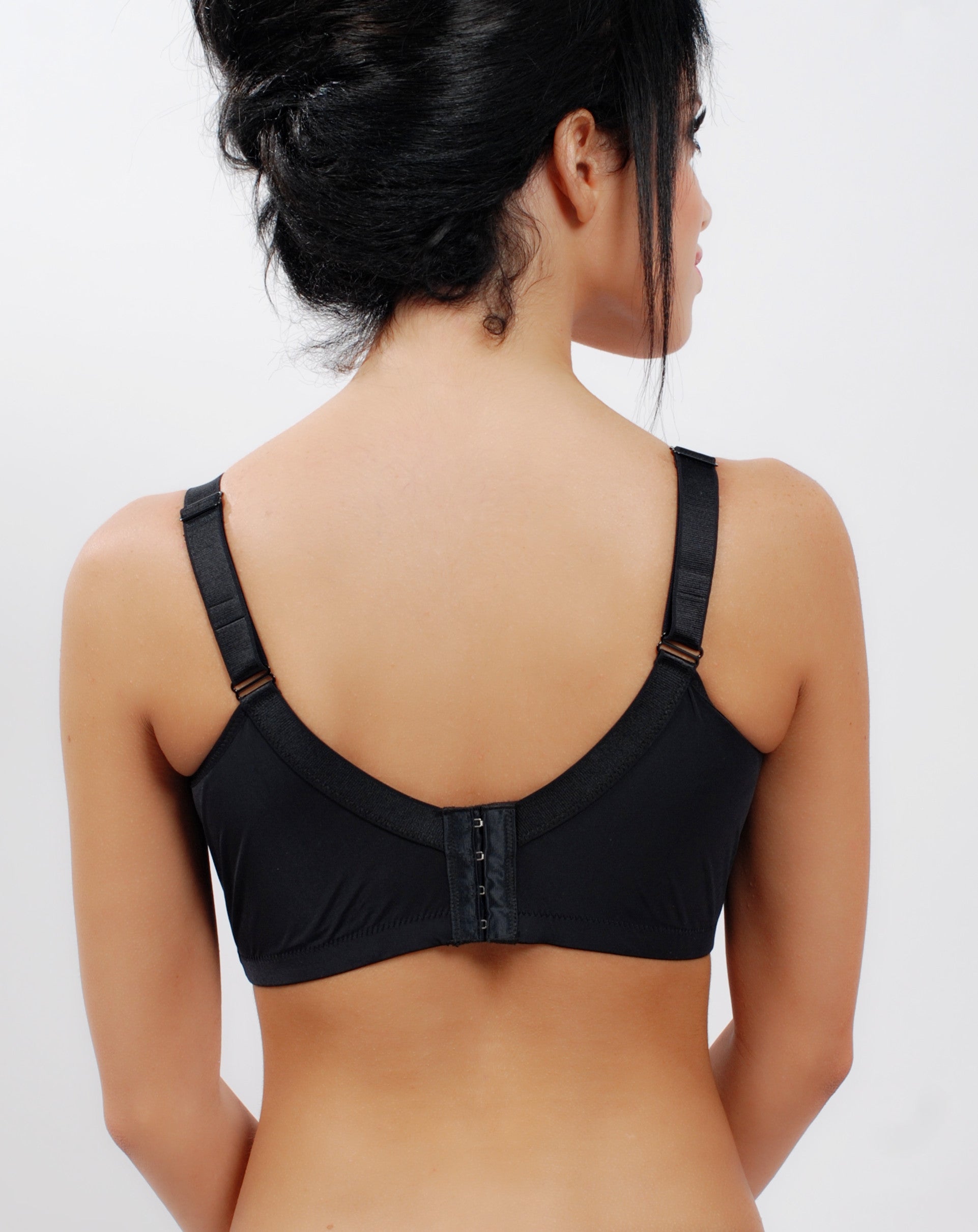 Front view of black underwire push-up contour bra with luxurious cotton silk blend